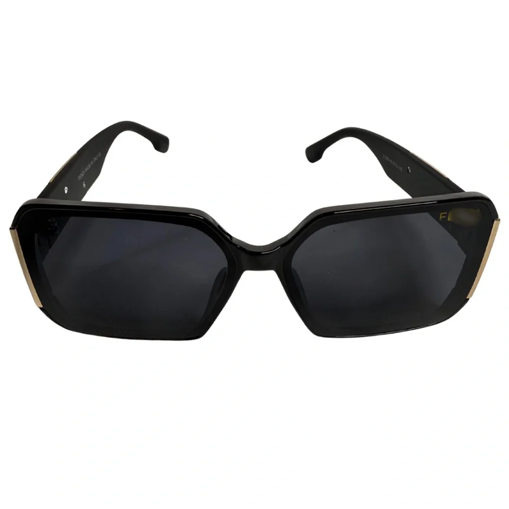 Oversized Square Fashion Sunglasses – Black Frame with Gold Accents & Case - Picture 2 of 5